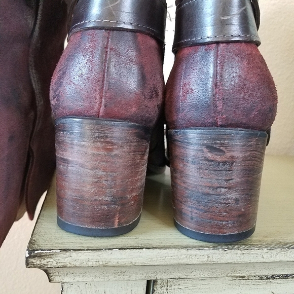 FREEBIRD Siera Red Suede Heel Boot - Picture 4 of 9